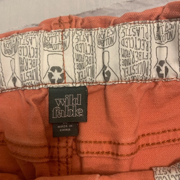 HIGH RISE SHORTS - Picture 3 of 4